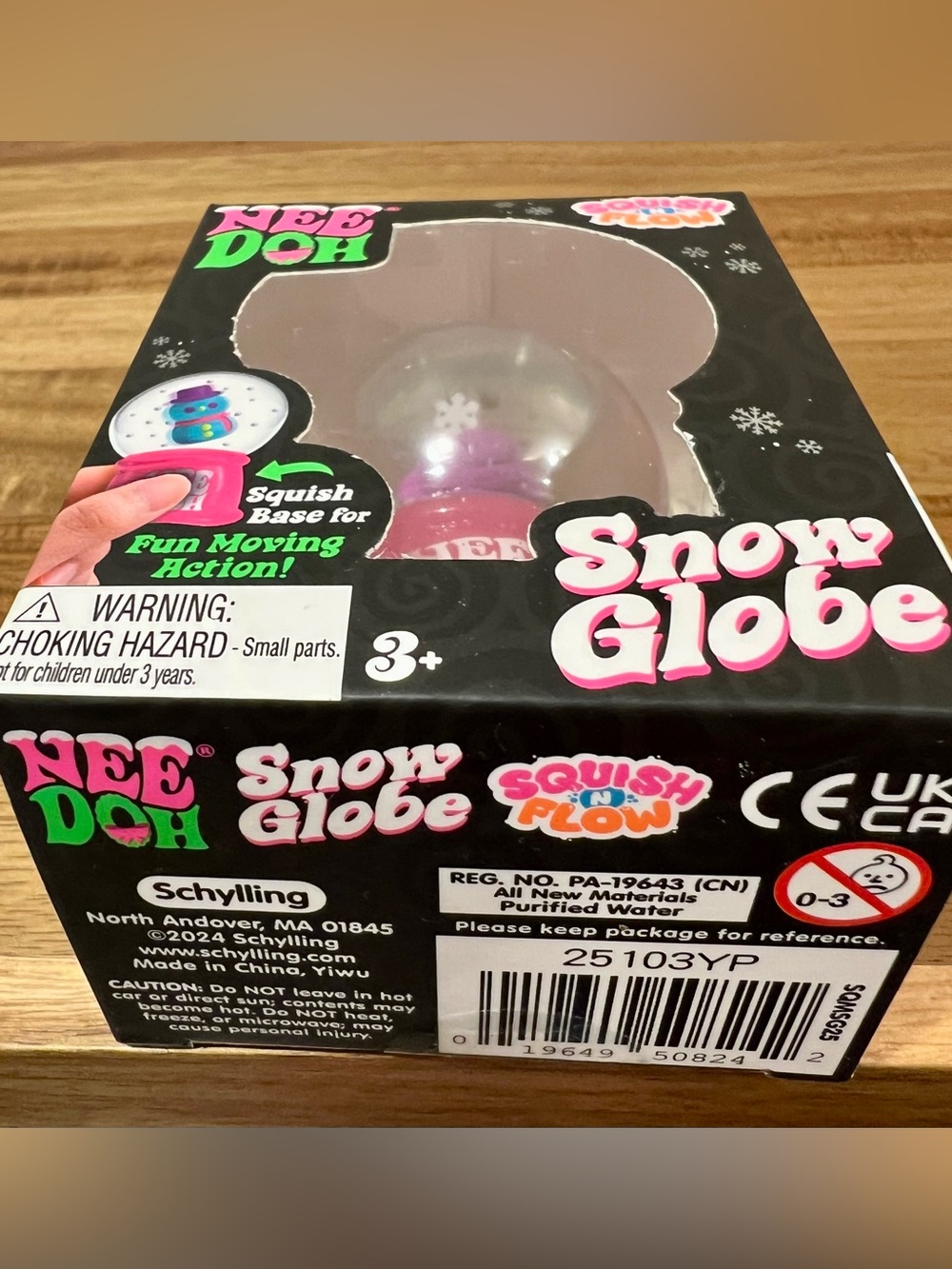 π₯ βοΈ NeeDoh Snow Globe - Groovy the Dohman Squish 'n Flow π©·π©΅ - Picture 6 of 7